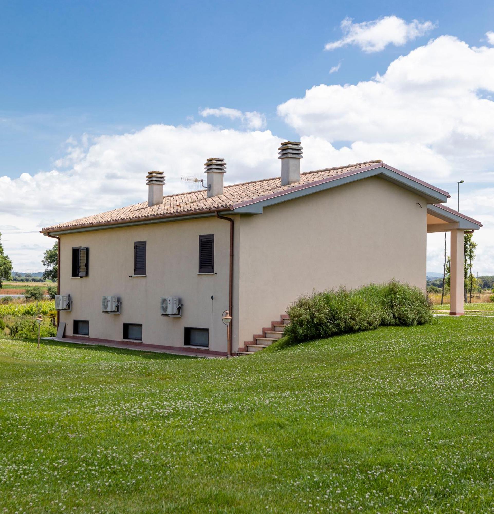 Podere Giovanni Olivo Tarquinia Buitenkant foto